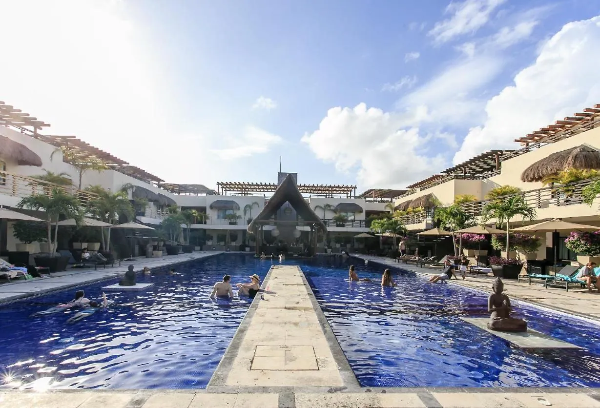 公寓 Aldea Thai Condos In Mamitas Beach 普拉亚卡门