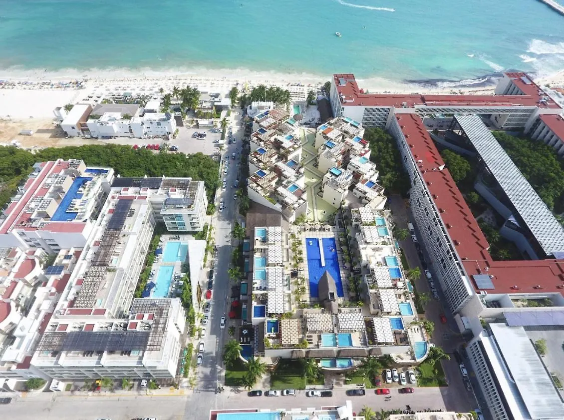 Aldea Thai Condos In Mamitas Beach Playa del Carmen