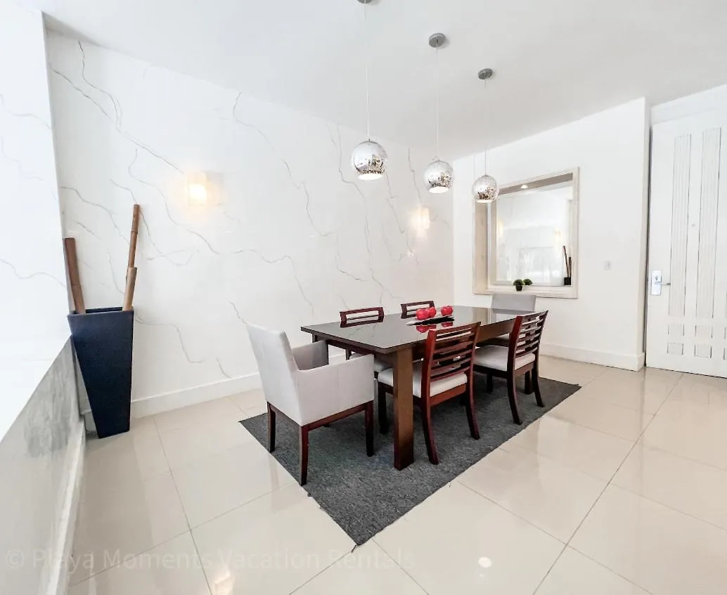 Aldea Thai Condos In Mamitas Beach Playa del Carmen Mexiko