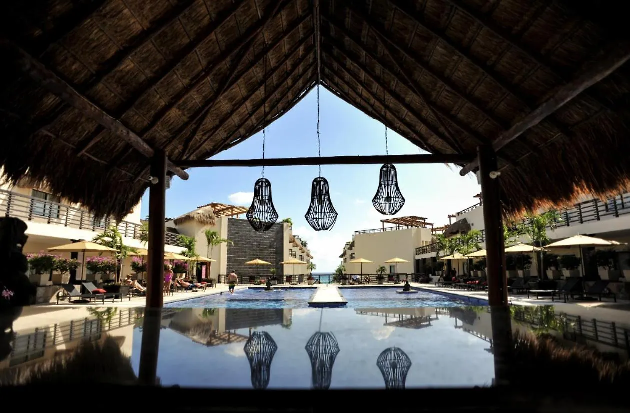 Aldea Thai Condos In Mamitas Beach Playa del Carmen Apartment