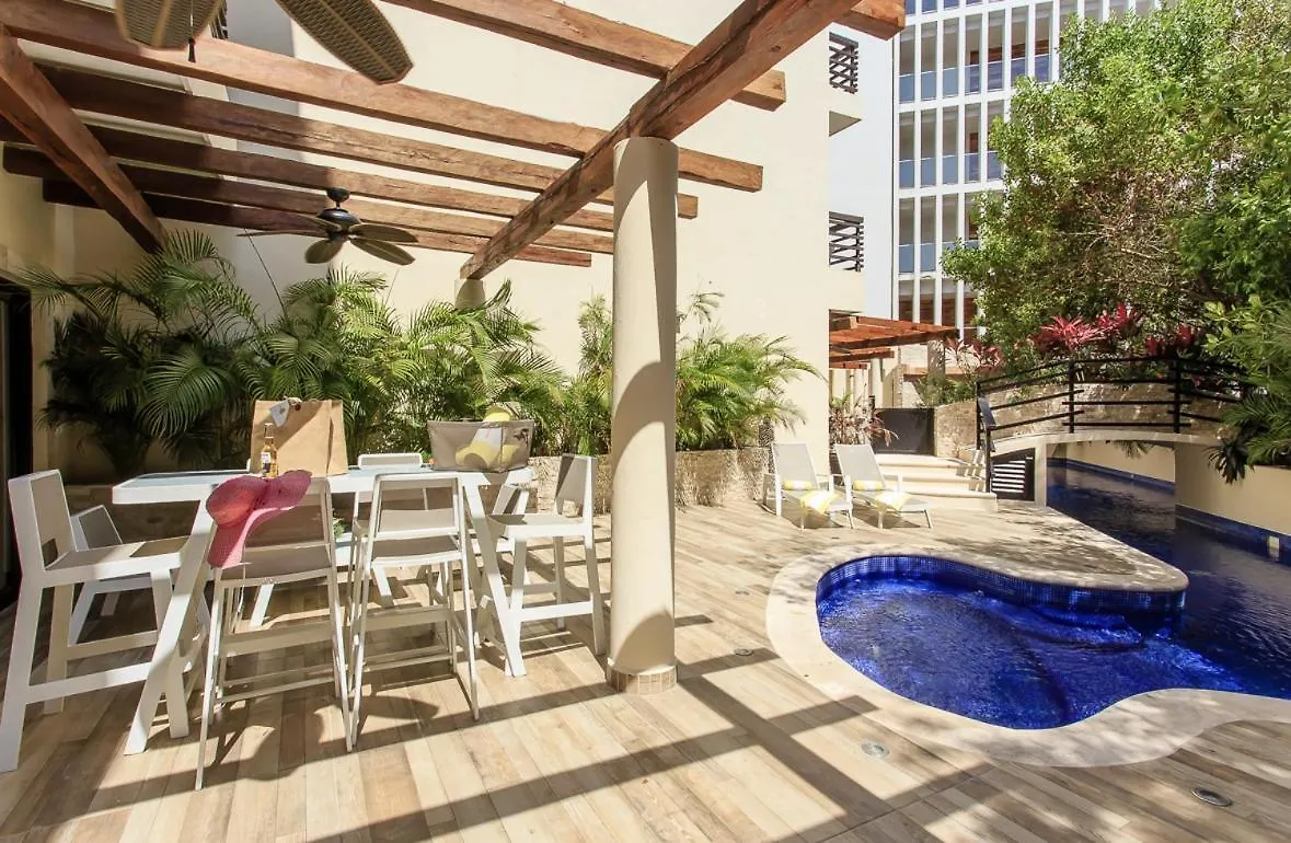 Apartment Aldea Thai Condos In Mamitas Beach Playa del Carmen Mexiko